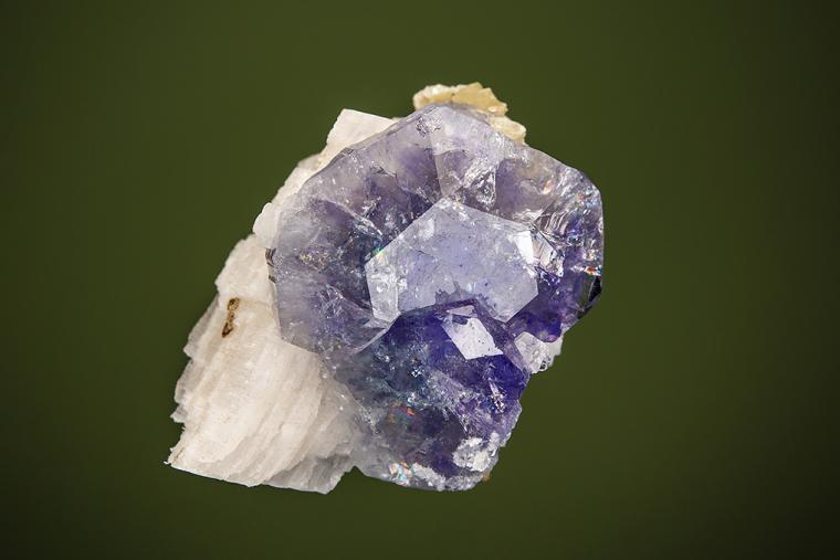 FLUORAPATITE